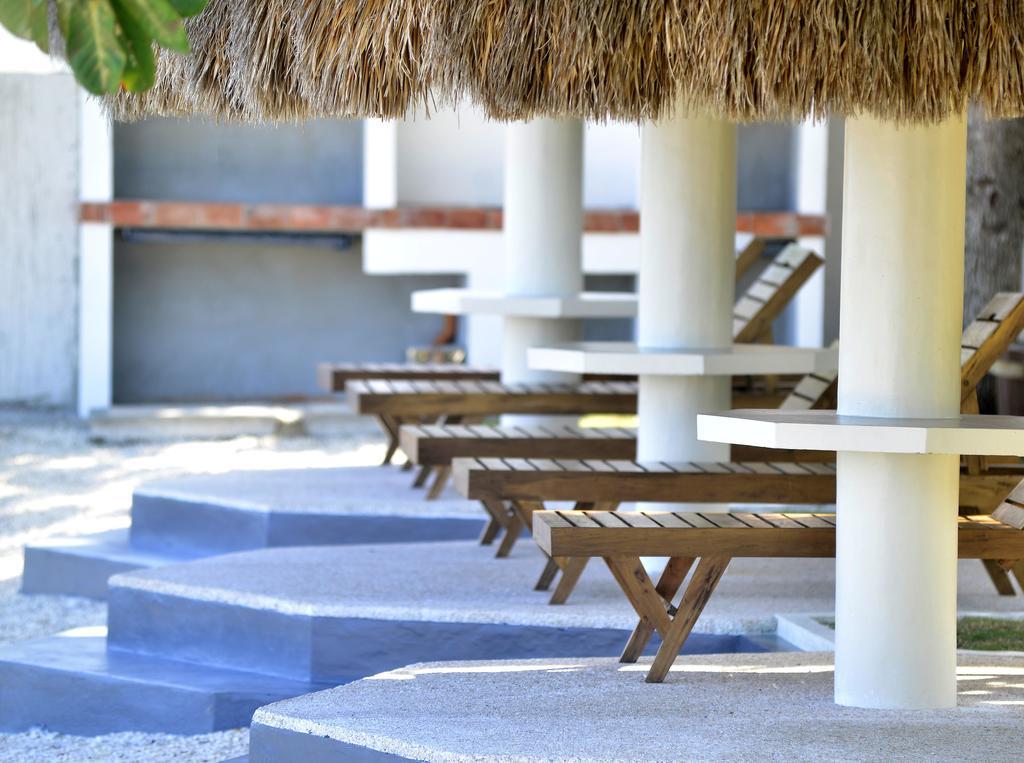 Allure Badian Beach Villa Extérieur photo
